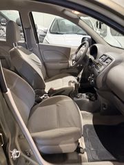 Nissan Micra 2015-thumb-3