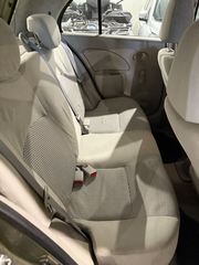 Nissan Micra 2015-thumb-6
