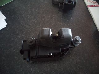 ΚΛΕΙΔΑΡΙΑ ΠΟΡΜΠΑΓΚΑΖ ΓΙΑ CITROEN C4-thumb-2