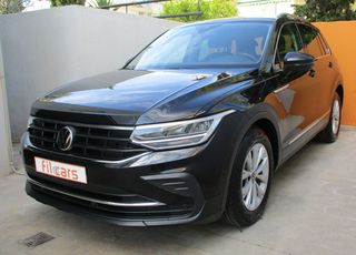 Volkswagen Tiguan '22  1.5 TSI LIFE