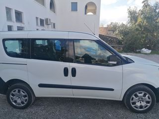 Fiat Doblo 2017-thumb-5