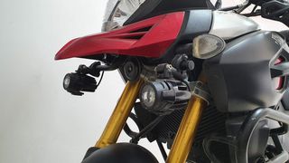 Cosmo βάση για προβολάκια για Suzuki V-Strom DL1000 2014-2019