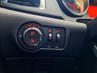 Opel Astra 2012 GTC 1.7CDTI 167HP COSMO LED-thumb-40