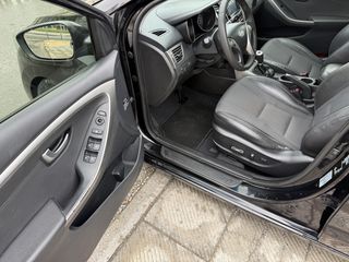 Hyundai i 30 2012 DIESEL-thumb-8