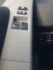 Toyota Yaris 2010 1.4  DIESEL-thumb-15