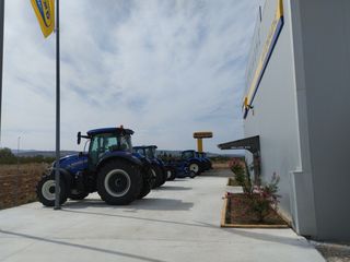 Τρακτέρ New Holland 2009 Τ6030-thumb-2