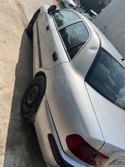 Mitsubishi Carisma 2001-thumb-2