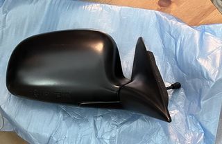 ΚΑΘΡΕΠΤΗΣ ΔΕΞΙΟΣ ΓΝΗΣΙΟΣ  MITSUBISHI COLT/LANCER '92-'00 (MB696906)