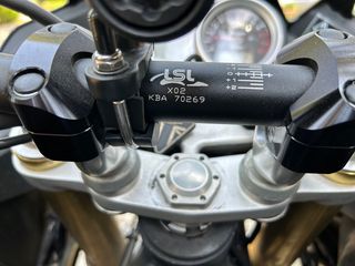 Triumph Tiger 1050 SE 2009-thumb-28