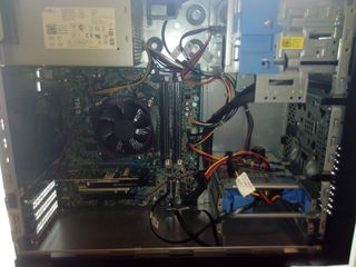 DELL Precision T1700-thumb-1