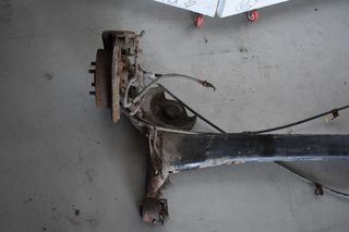 Toyota Yaris Verso 2003-2005 οπίσθιος άξονας με δισκόφρενα-thumb-2