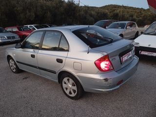 Hyundai Accent 2005  1.3 GLS-thumb-1