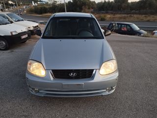 Hyundai Accent 2005  1.3 GLS-thumb-4