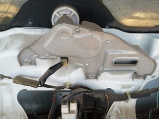 Suzuki swift μοτερ γυαλοκαθαριστηρα 
