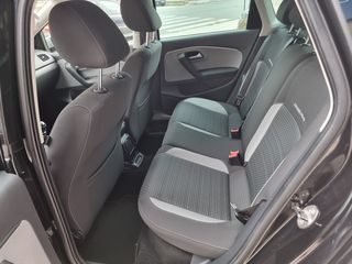 Volkswagen Polo 2015 CROSS-NAVI-BOOK SERVICE-thumb-43