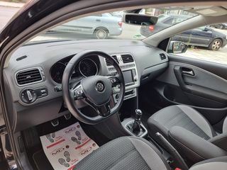 Volkswagen Polo 2015 CROSS-NAVI-BOOK SERVICE-thumb-37