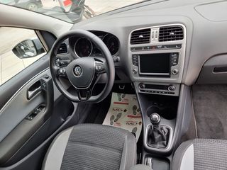 Volkswagen Polo 2015 CROSS-NAVI-BOOK SERVICE-thumb-23
