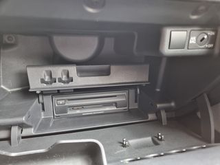 Volkswagen Polo 2015 CROSS-NAVI-BOOK SERVICE-thumb-32
