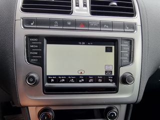 Volkswagen Polo 2015 CROSS-NAVI-BOOK SERVICE-thumb-26