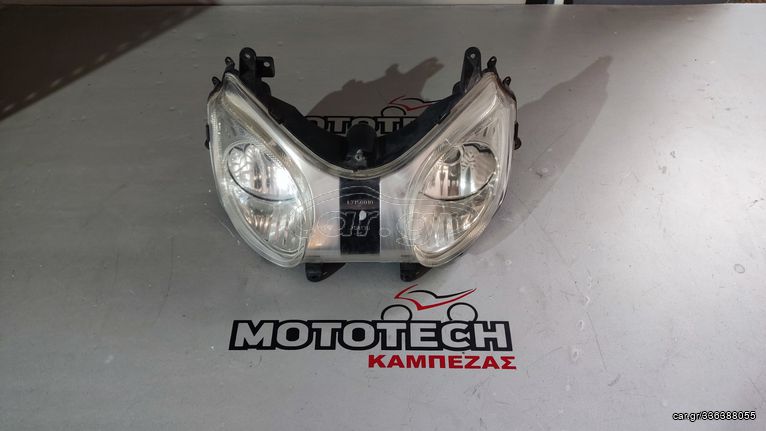 ΦΑΝΑΡΙ ΕΜΠΡΟΣ (ΑΡΙΣΤΗ ΚΑΤΑΣΤΑΣΗ) PIAGGIO CARNABY 125/200/250