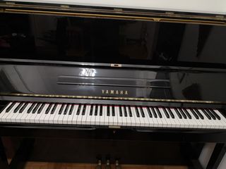  Πιάνο Yamaha U1h