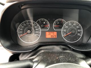 Fiat Punto 2010 1.3 JTD Multijet 16V Active-thumb-8