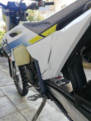 Husqvarna TE 250 2024 ΤΒΙ ΣΕ ΠΡΟΣΦΟΡΑ-thumb-2