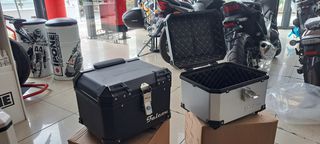 TOP BOX 45L SILVER //  ΤΕΤΡΑΓΩΝΗ ΒΑΛΙΤΣΑ 45 ΛΙΤΡΩΝ (ΤΥΠΟΥ ΑΛΟΥΜΙΝΙΟΥ) ME ΜΑΞΙΛΑΡΙ-thumb-2