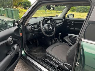 Mini Cooper D 2015-thumb-10