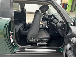 Mini Cooper D 2015-thumb-16