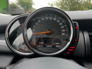 Mini Cooper D 2015-thumb-20