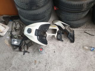 Yamaha XT 400  '00-thumb-4
