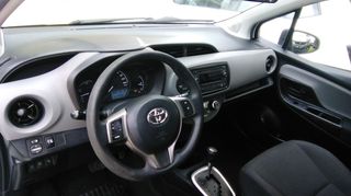 Toyota Yaris 2018 1.5 Hybrid AYTOMATO ACTIVE STEEL-thumb-11