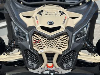 CAN-AM Maverick X3 Rc 2023-thumb-6