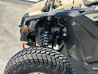 CAN-AM Maverick X3 Rc 2023-thumb-13