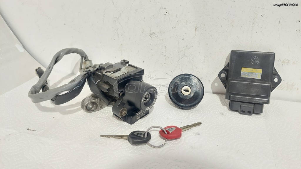 Κεντρικός διακόπτης κομπλέ από YAMAHA TMAX500 2008-2011 (4B5-W8250-12)