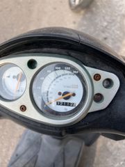 Aprilia SportCITY 125    ΓΙΑ ΑΝΤΑΛΑΚΤΙΚΑ-thumb-3