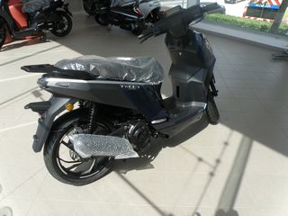 Peugeot Tweet 2024-thumb-2