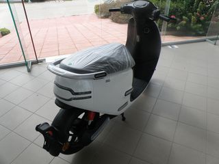 Horwin EK3 2023-thumb-4