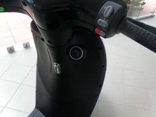 Horwin EK3 2023-thumb-5