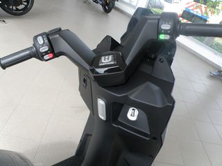 Horwin 2023 SK3-thumb-4