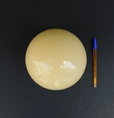 Γυαλί φωτιστικού, οπαλίνα μπάλα.