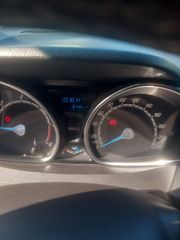 Ford Courier 2020-thumb-4
