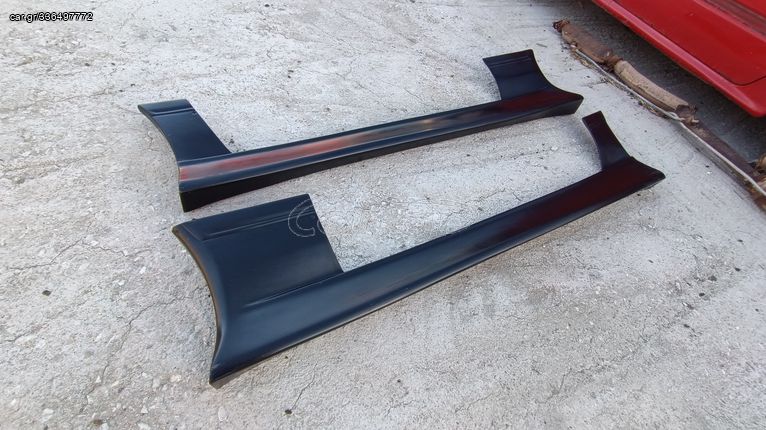 MAZDA RX7 FC3S URAS side skirts / μαρσπιεδες 