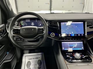 Jeep Wagoneer 2023-thumb-8