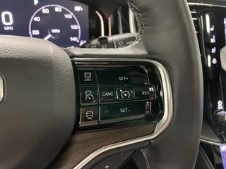 Jeep Wagoneer 2023-thumb-21