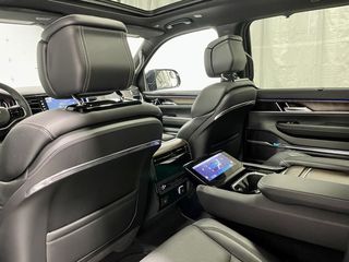 Jeep Wagoneer 2023-thumb-14