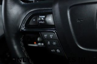 Lincoln Navigator 2022 REVERSE-thumb-33
