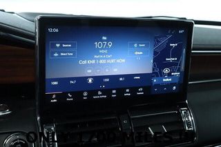 Lincoln Navigator 2022 REVERSE-thumb-20