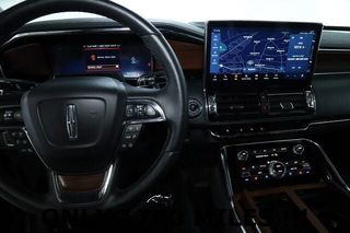 Lincoln Navigator 2022 REVERSE-thumb-19